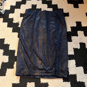 Guess snakeskin velvet skirt - XS